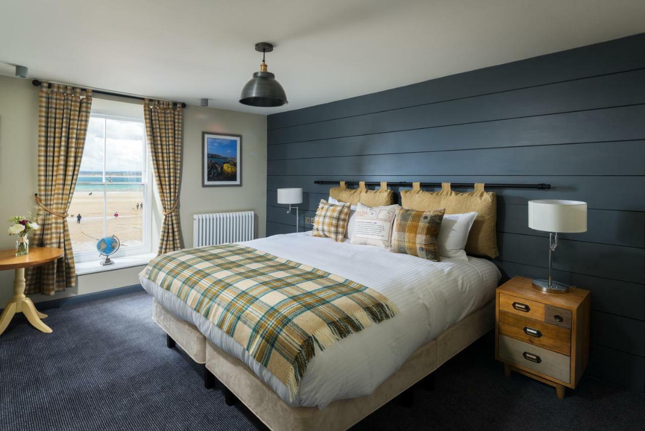 Lifeboat Inn St Ives Buitenkant foto